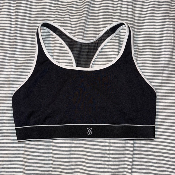 Victoria’s Secret Black and White Sports Bras Set - Picture 3 of 7